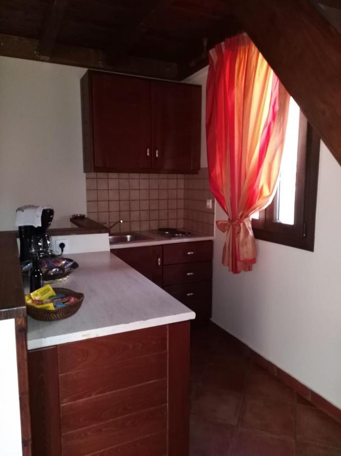 Dryas Guesthouse Polydrossos Luaran gambar