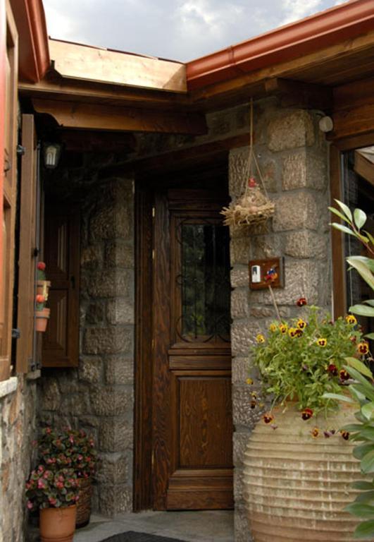 Dryas Guesthouse Polydrossos Luaran gambar